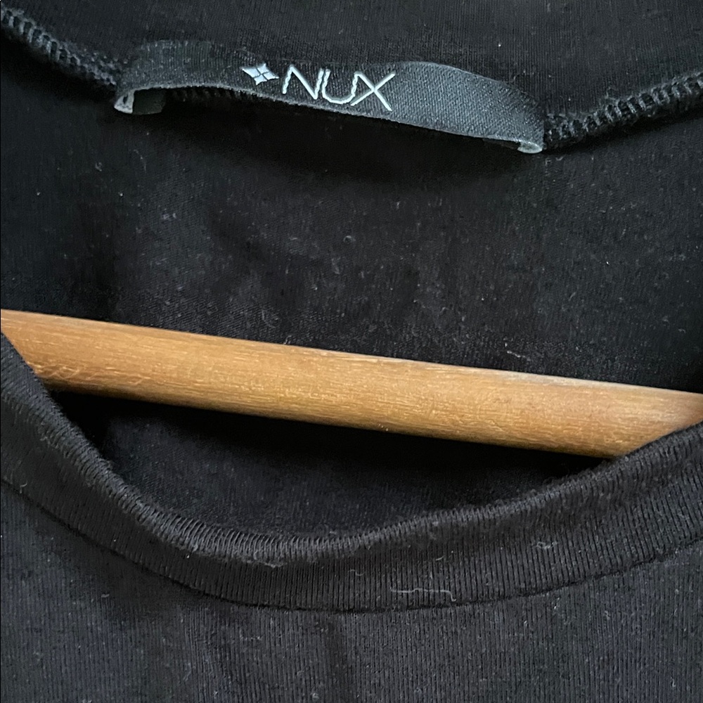 NUX Classic Black Tee